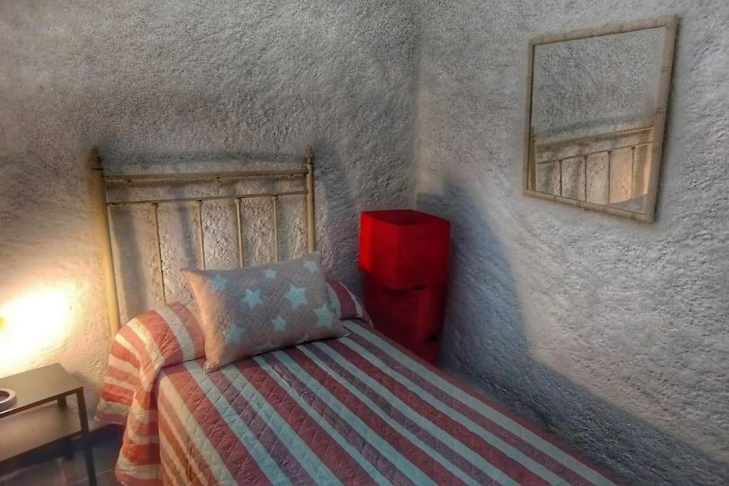 Cueva La Loli Villa Guadix Bagian luar foto